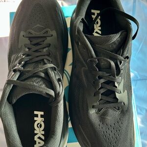 Men’s Hoka Clifton 10 Black Performance Sneakers Size 12.5D